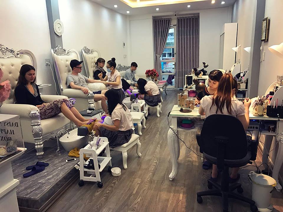 Dịch vụ bảo vệ tiệm nail uy tín, giá rẻ 1 Chọn dịch vụ vbảo vệ tiệm nail chuyên nghiệp giúp duy trì ninh trật tự cho tiệm 24/24h
