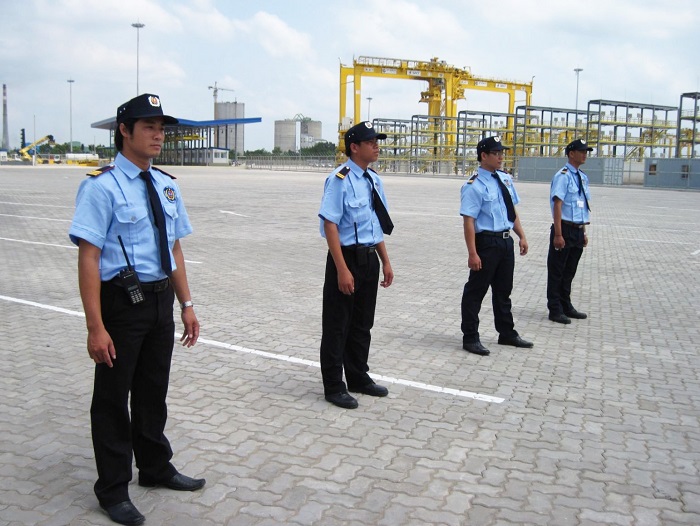 Dịch vụ bảo vệ công trình, công trường xây dựng Kubet 2 Bảo vệ công trường cần có sức khỏe tốt và có chuyên môn nghiệp vụ giỏi
