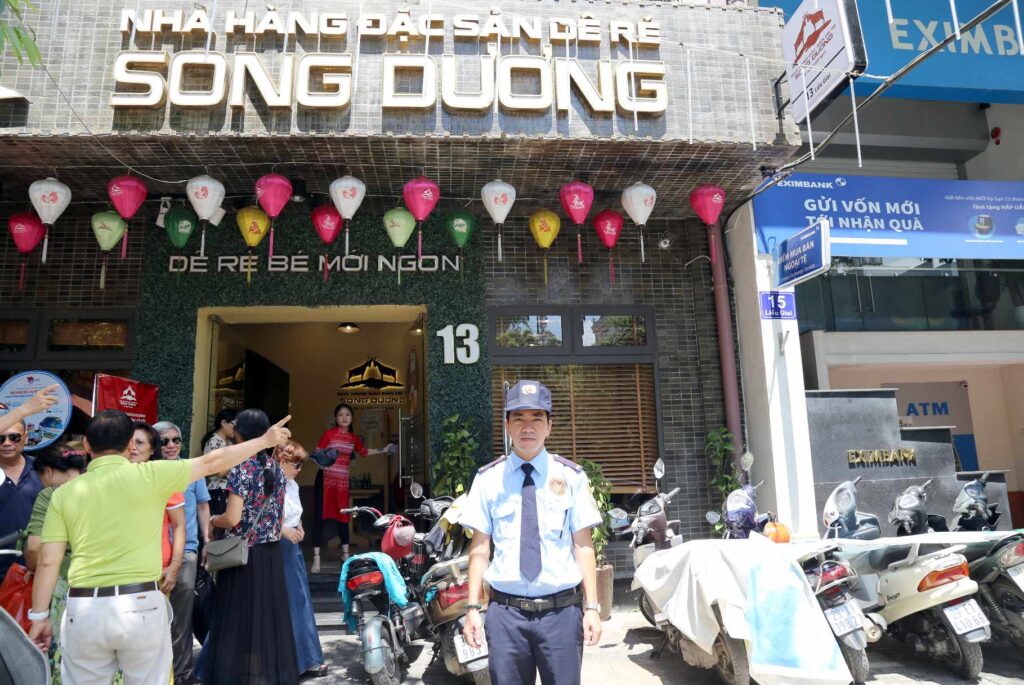 bao ve nha hang 3