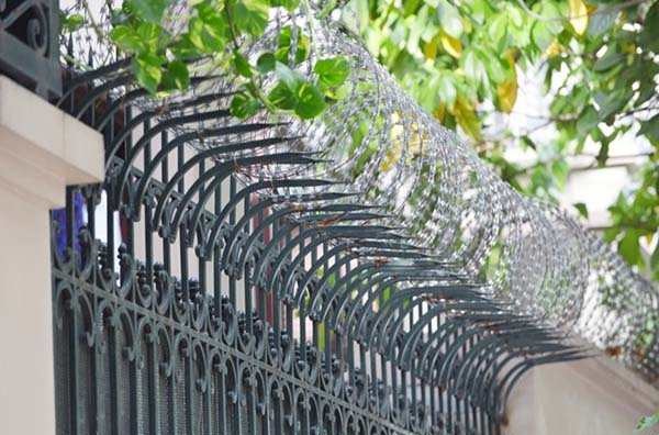 Tổng hợp những cách chống trộm tại nhà hiệu quả, an toàn 2 cach chong trom tai nha 2