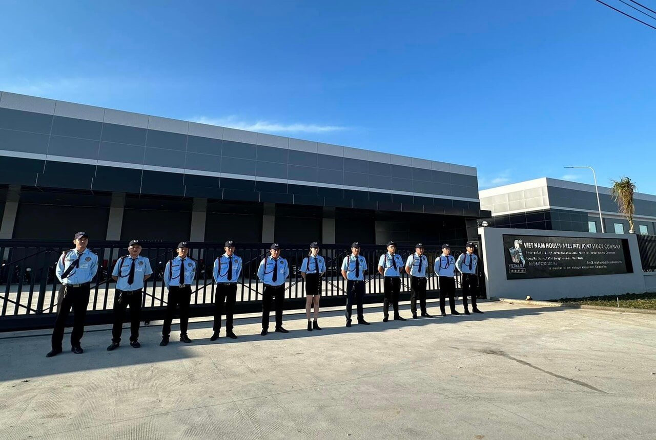 Bảo vệ chuyên nghiệp giúp nâng cao hình ảnh thương hiệu của khách hàng Công ty dịch vụ bảo vệ tại Đồng Tháp 4