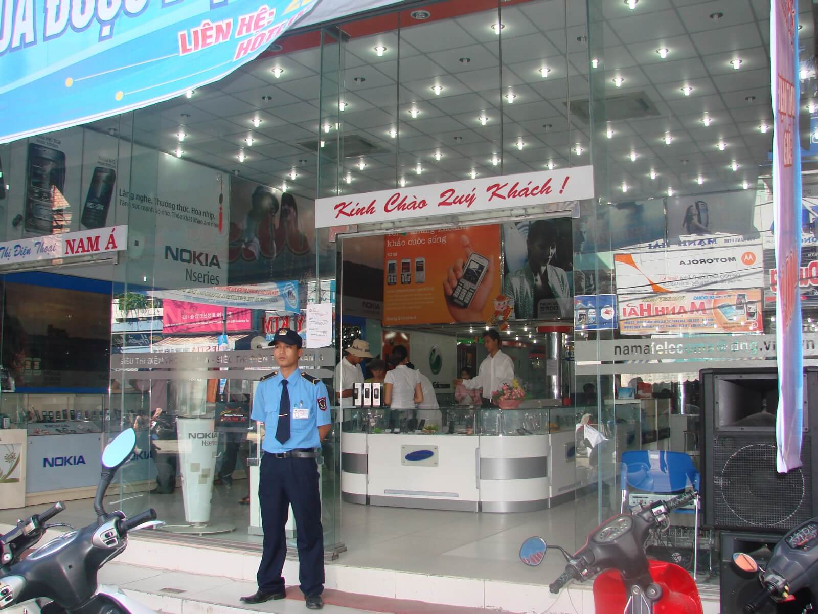 Bảo vệ chuyên nghiệp là hình ảnh quen thuộc hiện nay Công ty dịch vụ bảo vệ tại huyện Bắc Tân Uyên 1