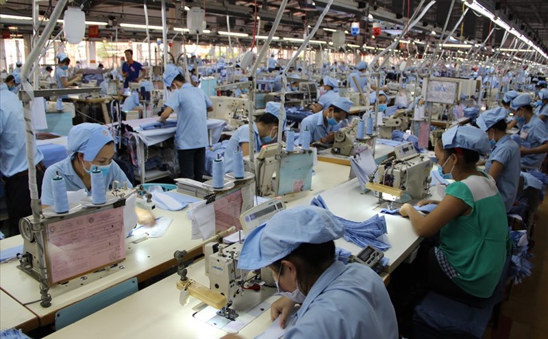Bảo vệ nhà máy - Giá thuê dịch vụ bảo vệ nhà máy 2 bảo vệ nhà máy may